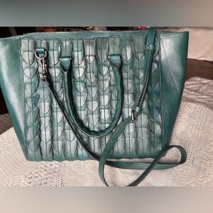Patricia Nash, Teal Tote with Leaf Design on the Front.